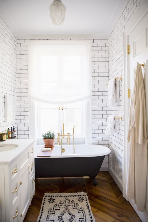 Styling Your Bathroom in Natural Hues